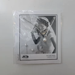 Jacqueline Kennedy Pearl Necklace And Earring Set